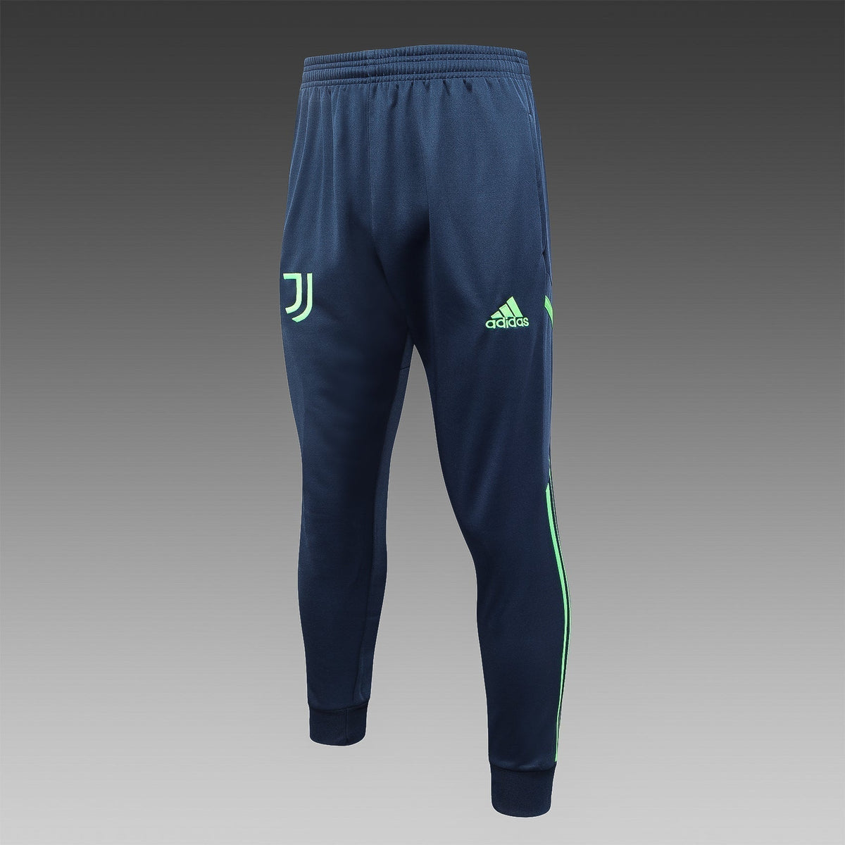 Juventus 23-24 | Trainingspak met pet