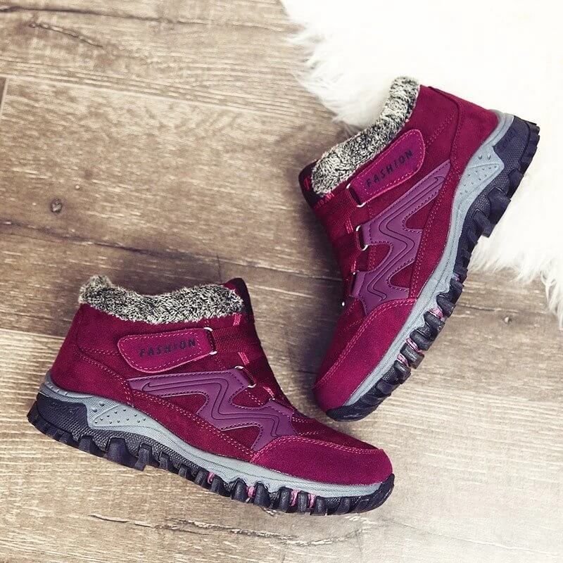 Owlkay Snowy Villia Leather Ankle Boots