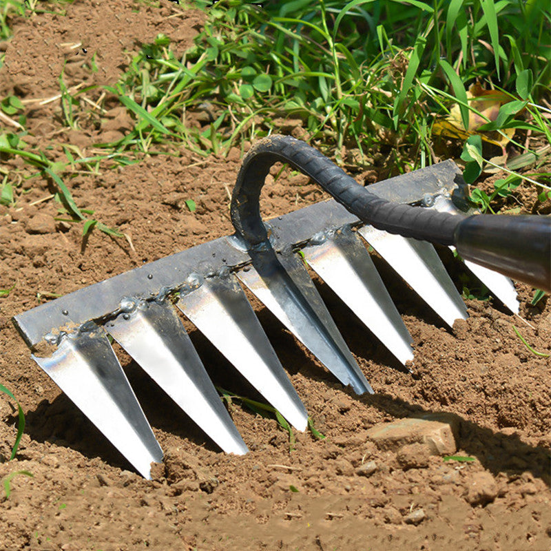 Revolutionary weeding rake