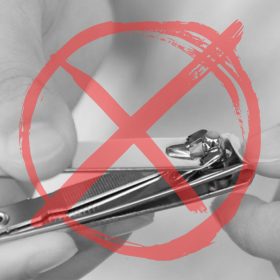 Sherum ergonomic nail clippers with wide angled head and nail catcher