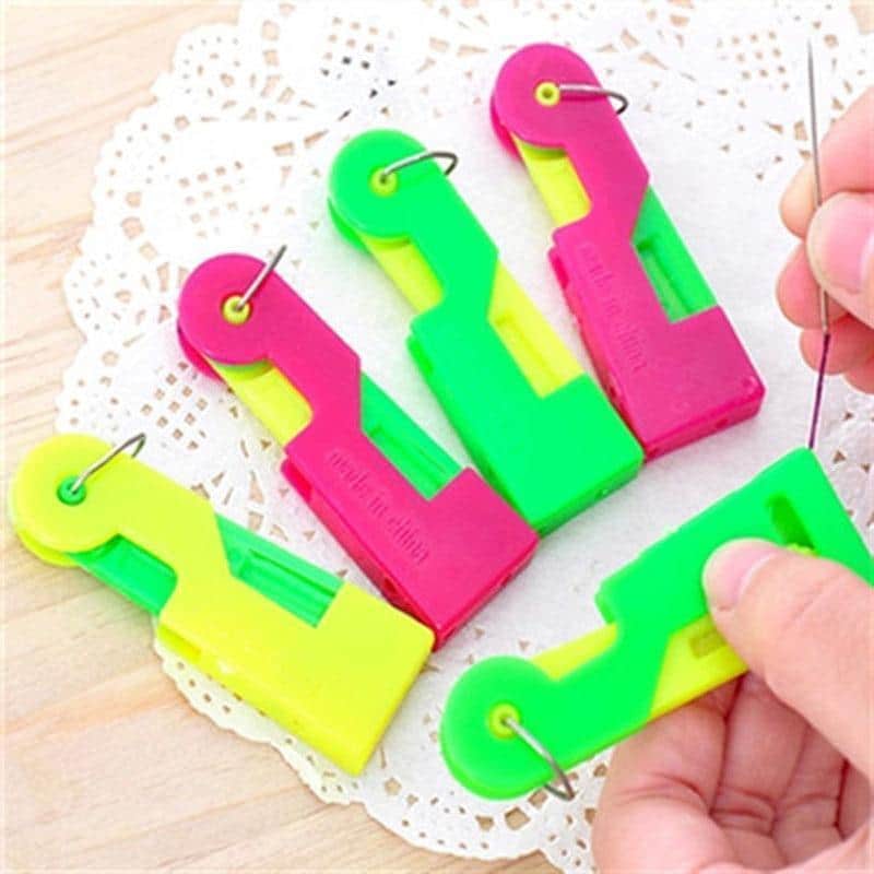 Automatic Sewing Needle Threader (3 Pcs)