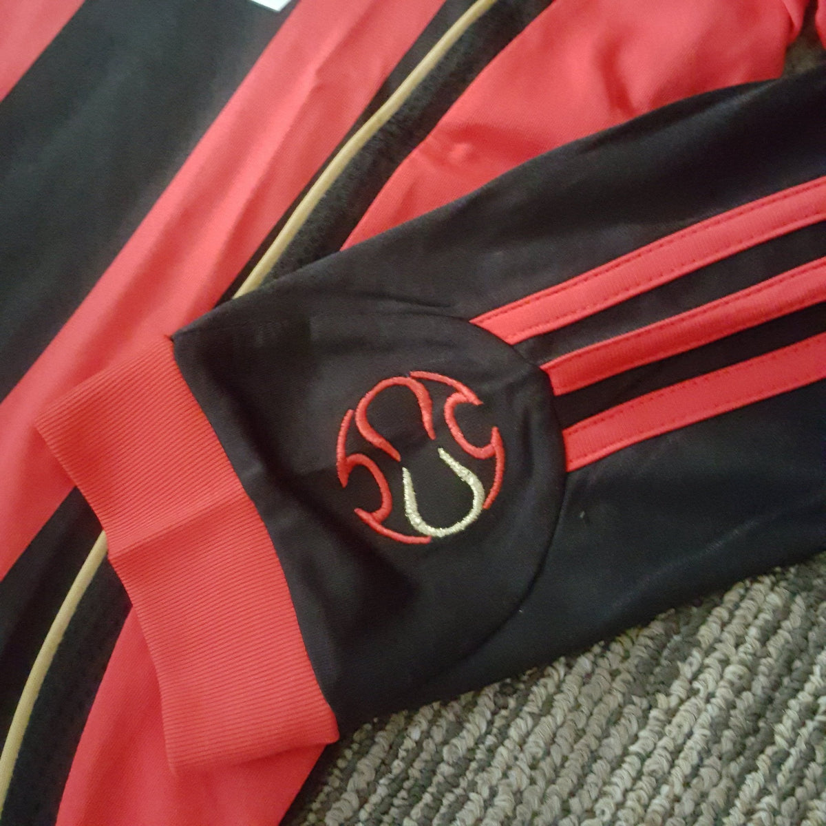 Completo retrò da casa dell’AC Milan 2006-2007