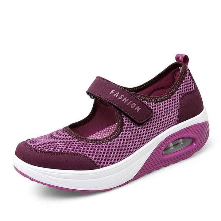 Light and breathable shoes for women
