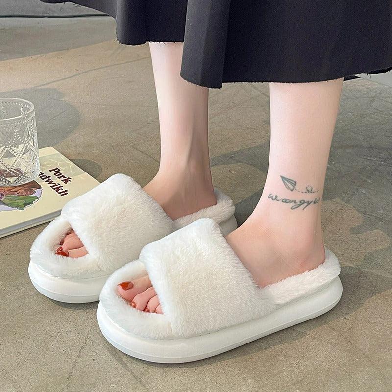 Women’s Faux-Fur Cloud Slippers