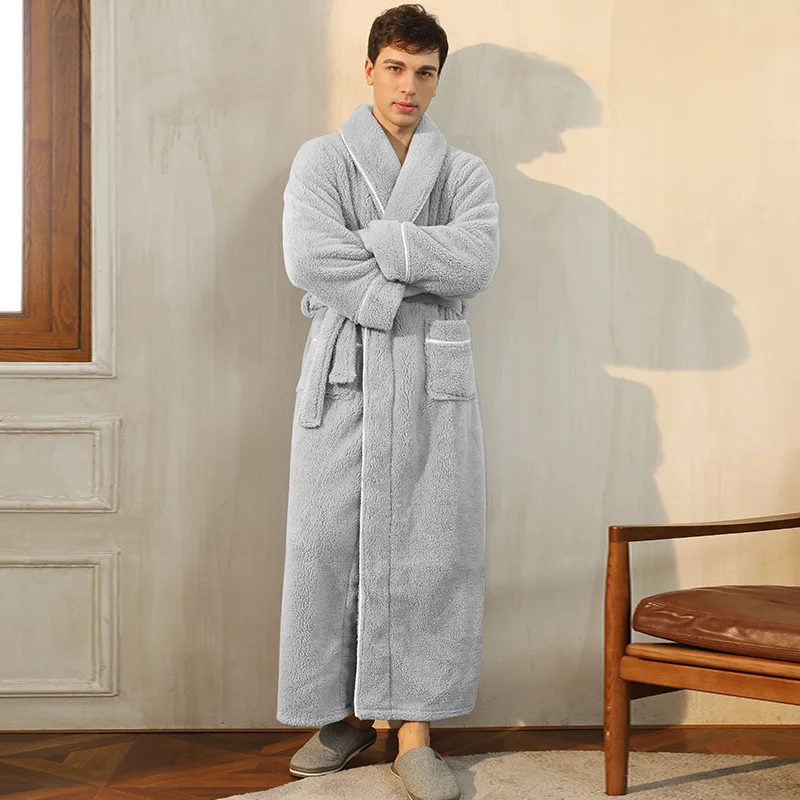 LumaWool Men's Thick Flannel Bathrobe — Fold-Over Collar