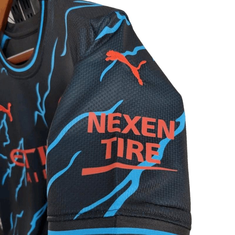 Troisième maillot des Sky Blues 23-24 - Version supporter