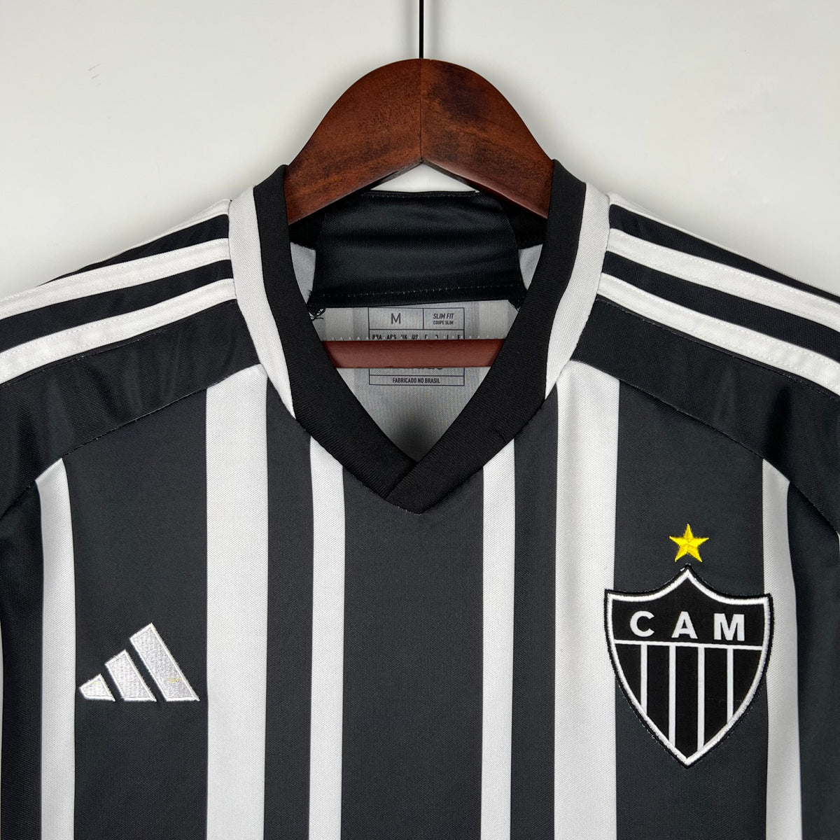 Kit casalingo dell'Atlético Mineiro 23-24