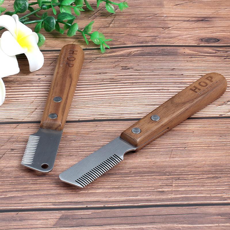 Professional comb for grooming