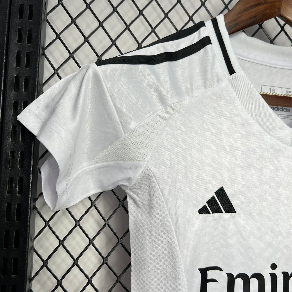Tenue enfant du Real Madrid 2024-2025
