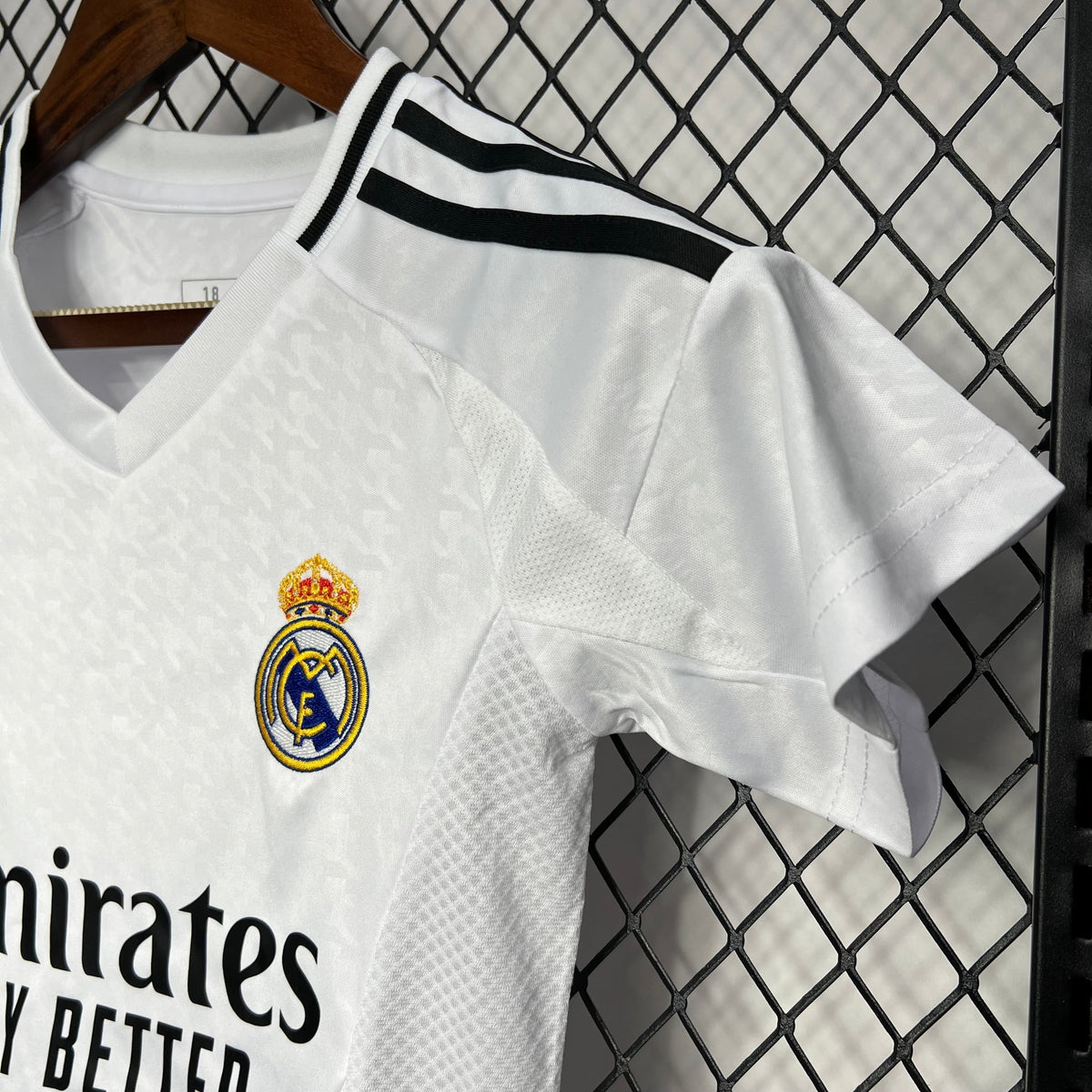 Tenue enfant du Real Madrid 2024-2025