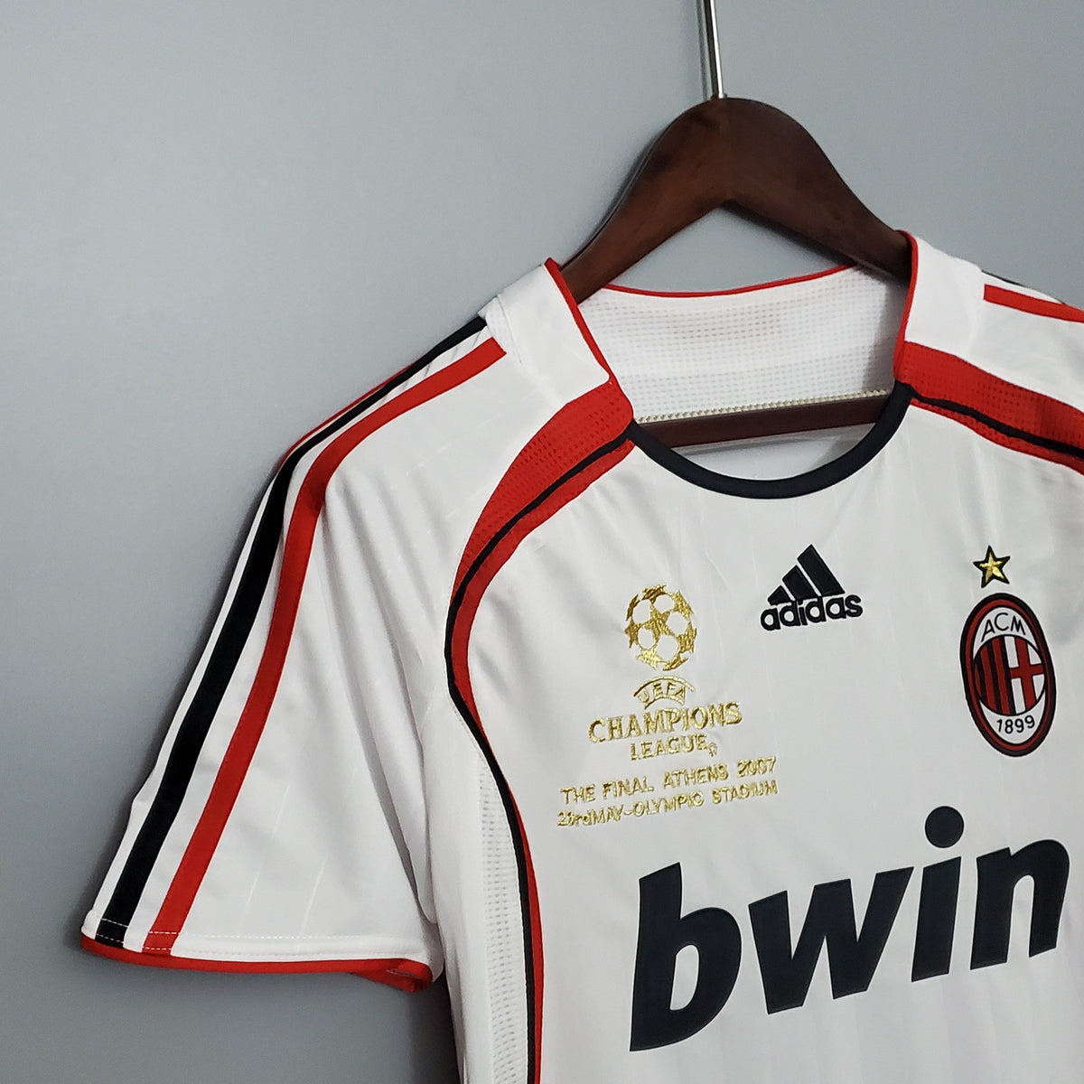 Tenue rétro extérieure de l’AC Milan 2006-2007