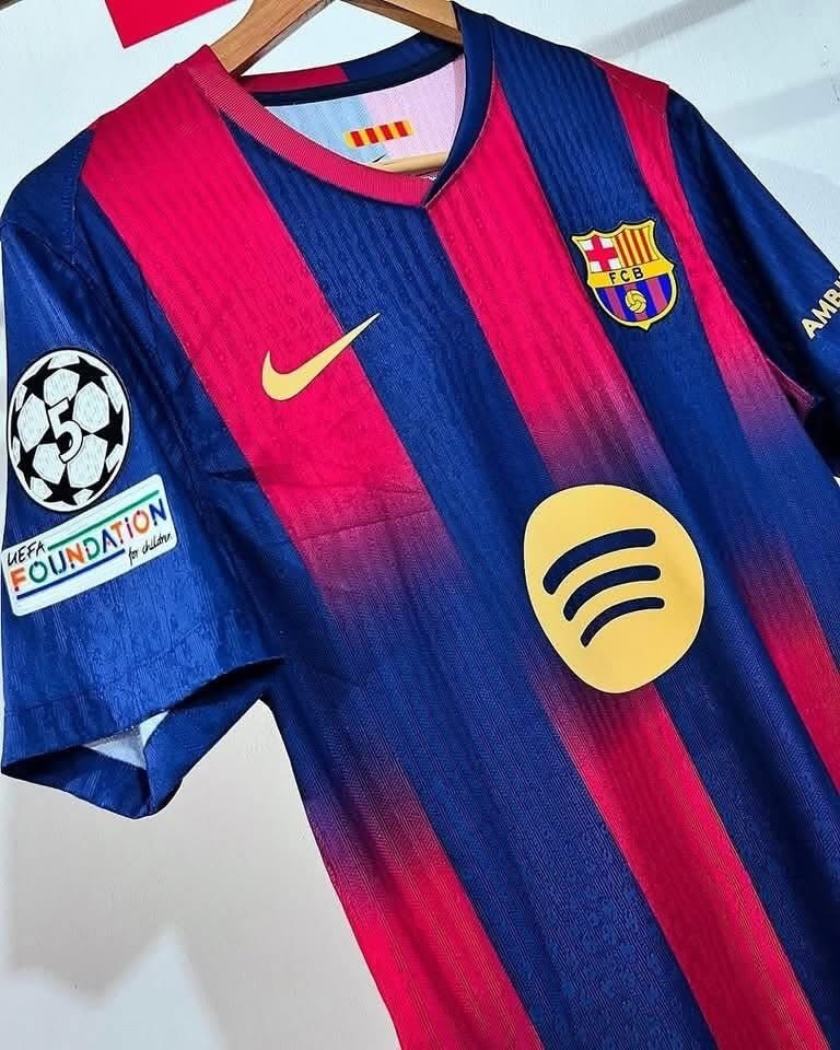 Divisa casalinga FC Barcelona 2025/2026