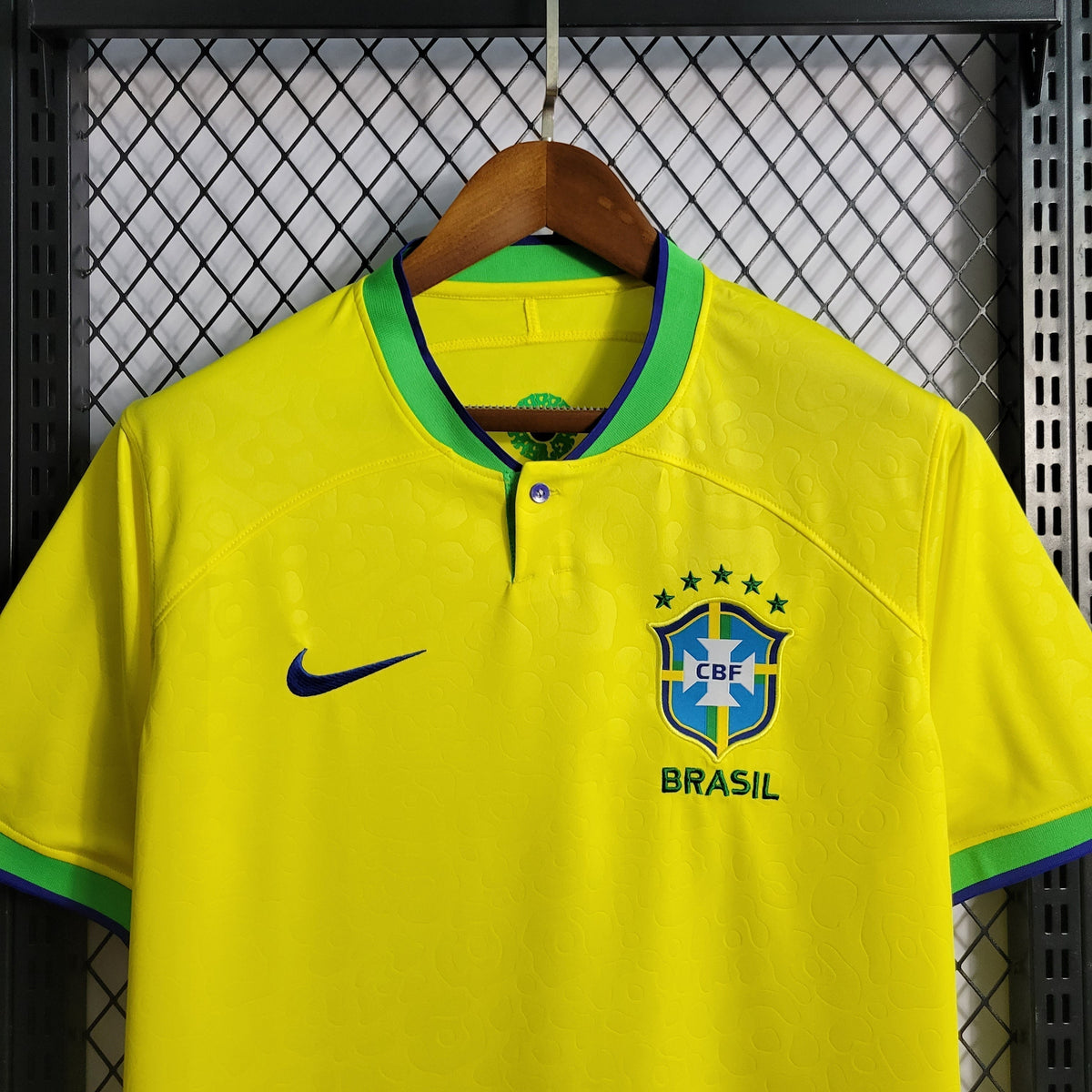 Maglia casalinga della nazionale brasiliana per i Mondiali 22/23