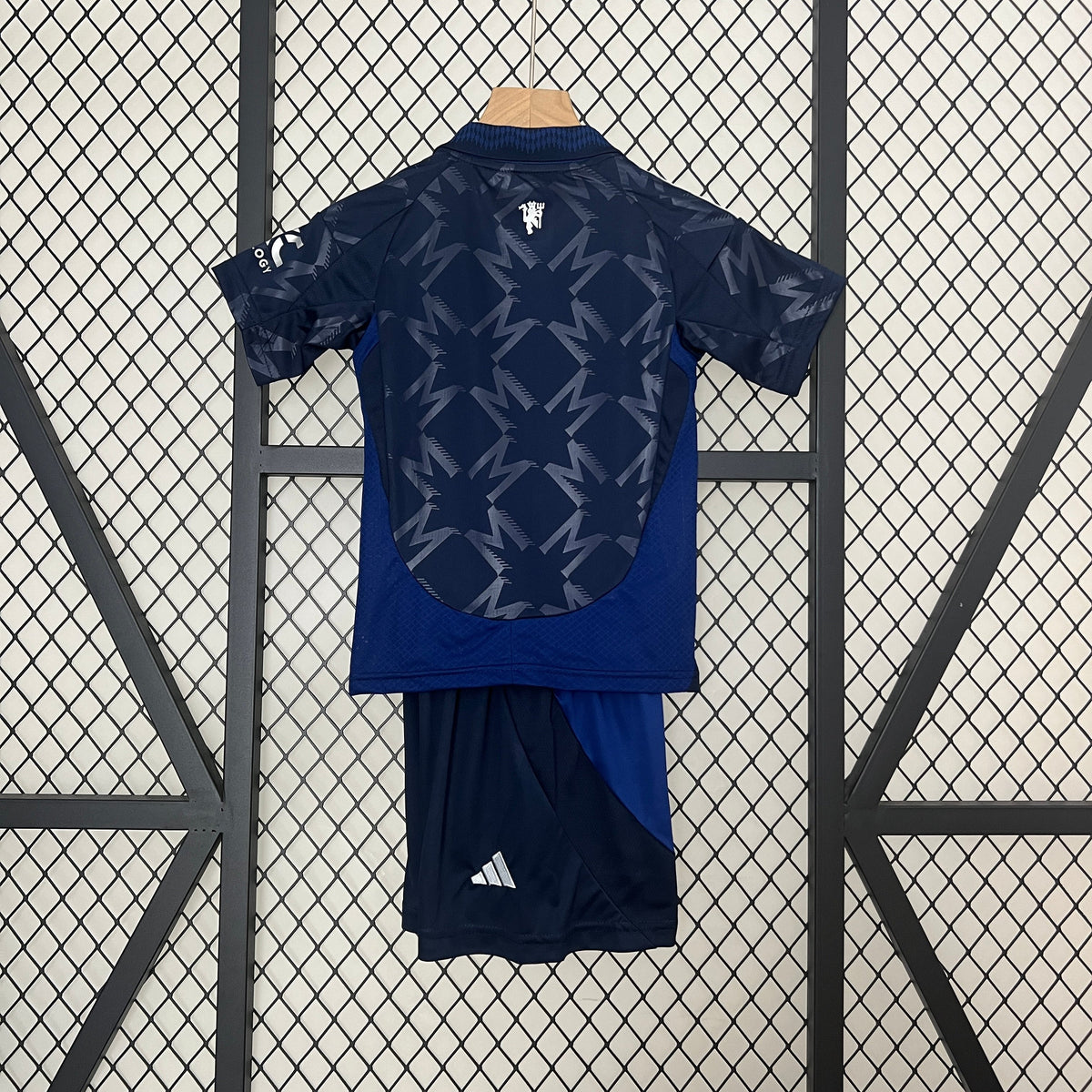 Manchester united 24 25 - Kids Football Kit Away