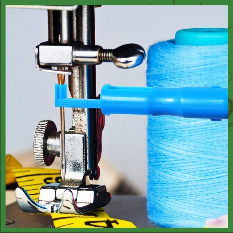 Automatic threading device for sewing machine