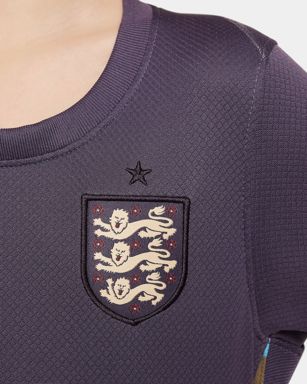 Engeland uittenue voor kinderen 2024/25