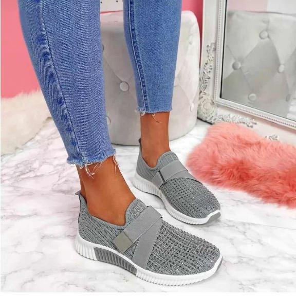 Lightweight velcro sneakers