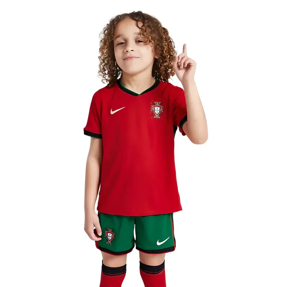 Tenue domicile enfant du Portugal 2025/26