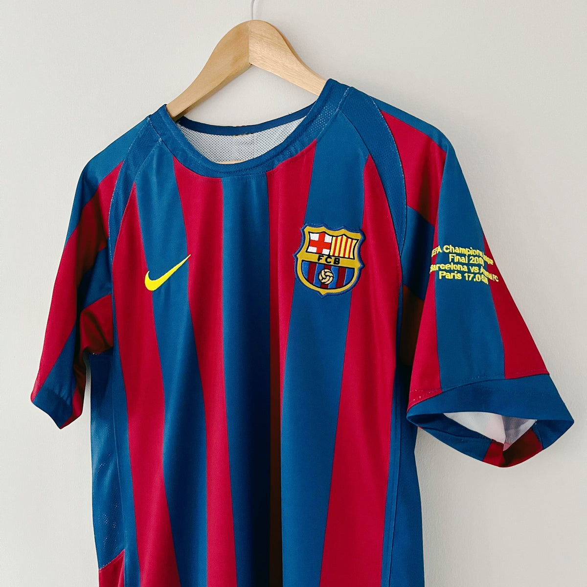 Retro Barcelona Shirt Champions League Final 2006