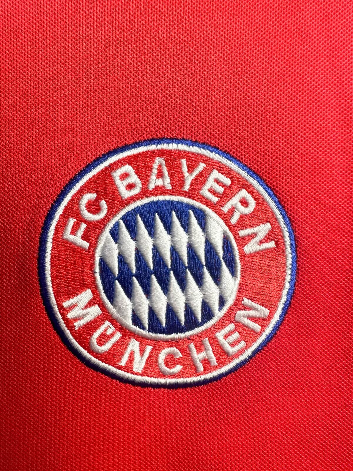 Maillot domicile du Bayern Munich - 2001-2002