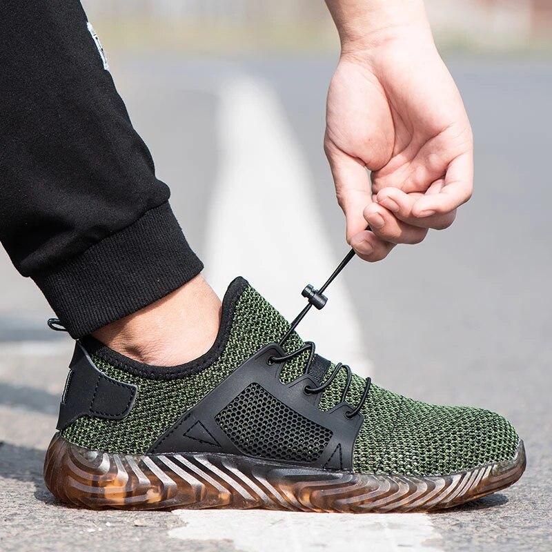 Lightweight safety shoes with soft soles