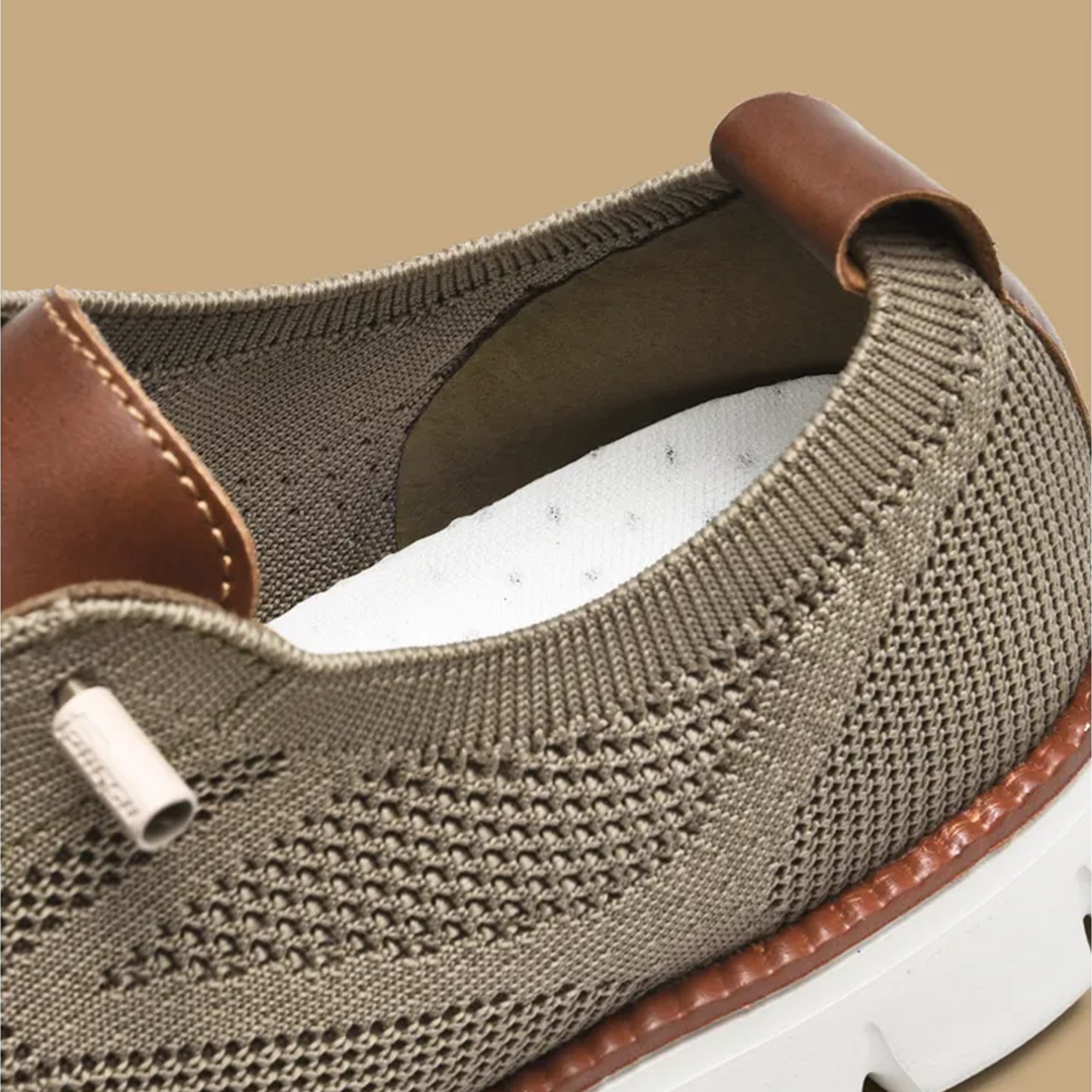 Urbano Comfortable orthopaedic shoes for men in a British style, breathable for summer, made of mesh