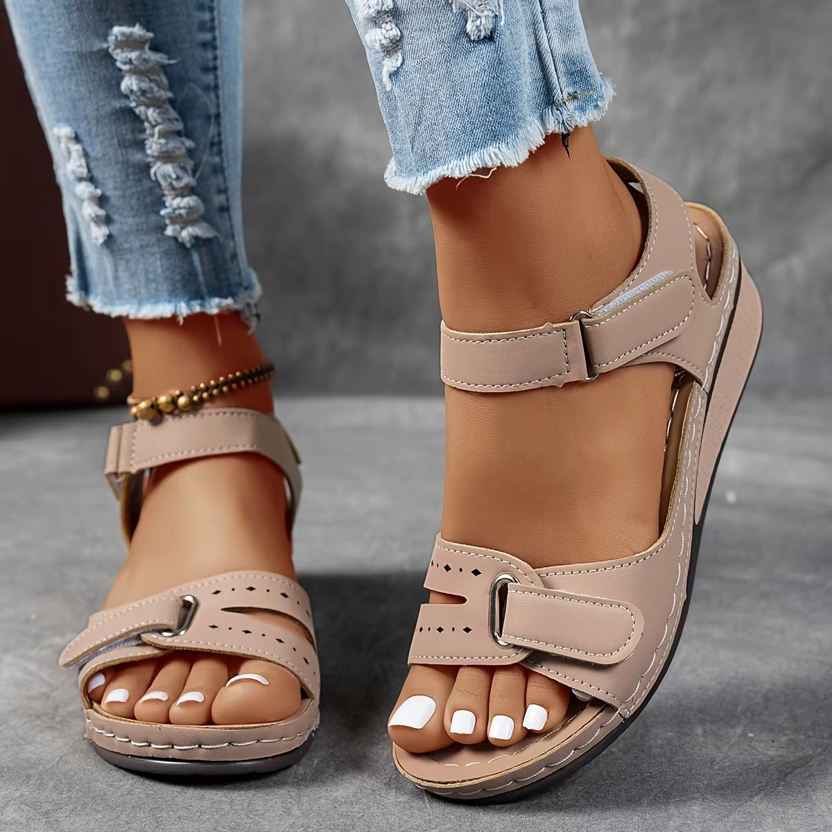 Women’s wedge sandals with adjustable ankle straps breathable perforated design, casual