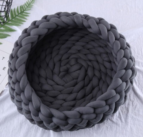 The Chonker Bed – Handwoven Cotton Cat Bed