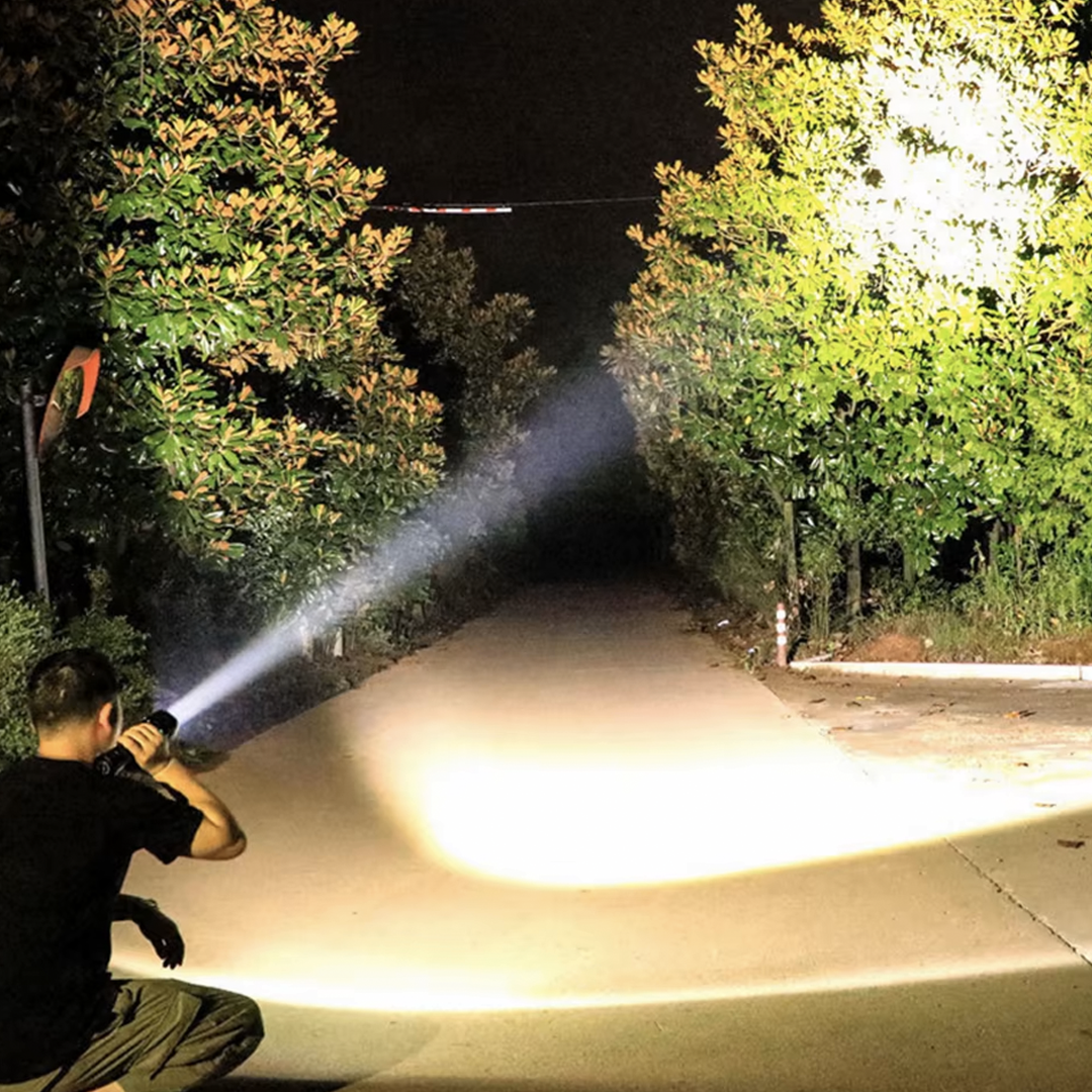 ForceFlash Pro Waterproof rechargeable flashlight