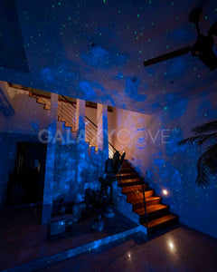 The GALAXYCOVE™ Classic Projector