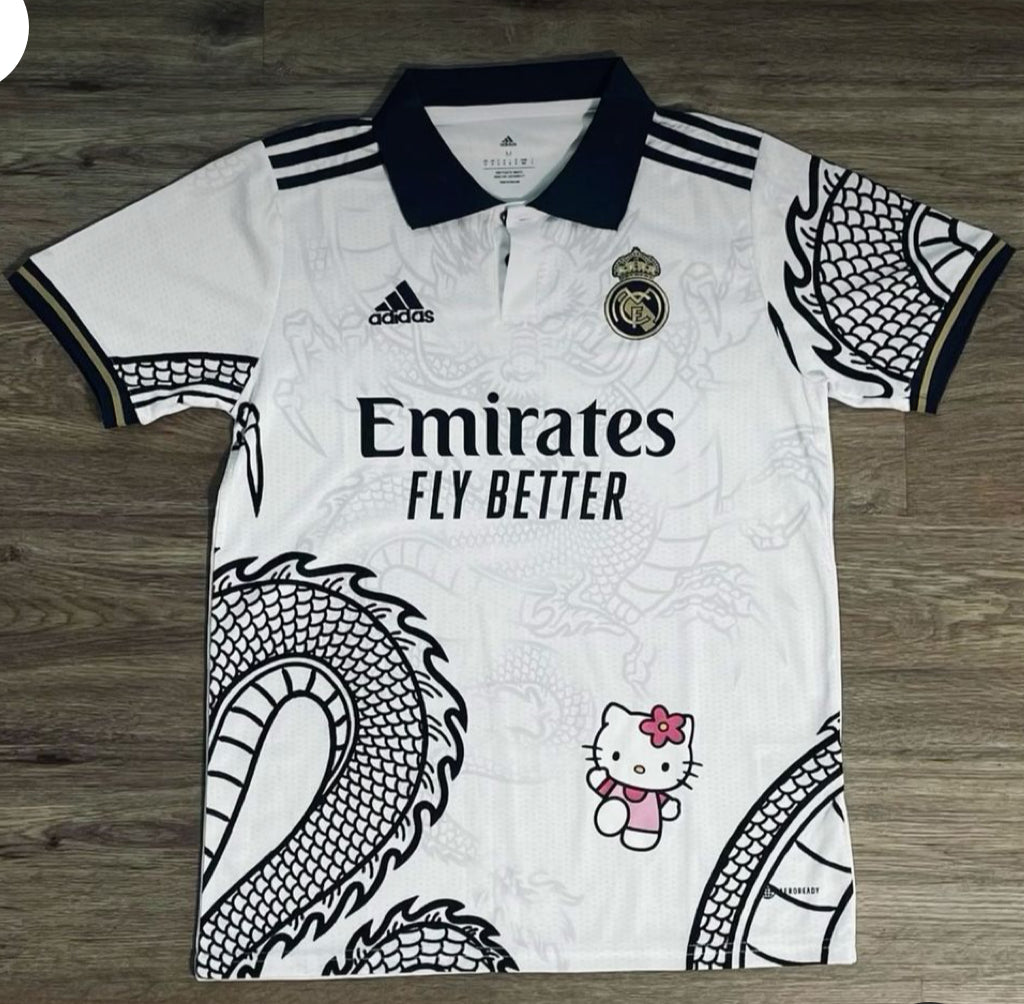 Edizione limitata Real Madrid x Hello Kitty