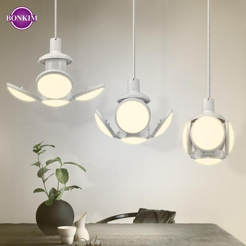 Solar-Powered 5-Leaves Led Light