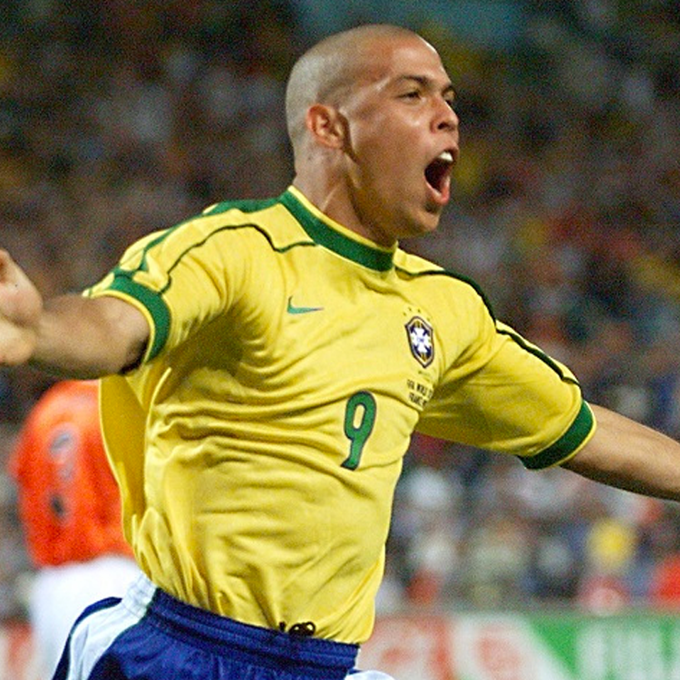 Completo da casa del Brasile 1998 X Ronaldo