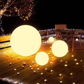 Creative Lighting Spherical garden lamp