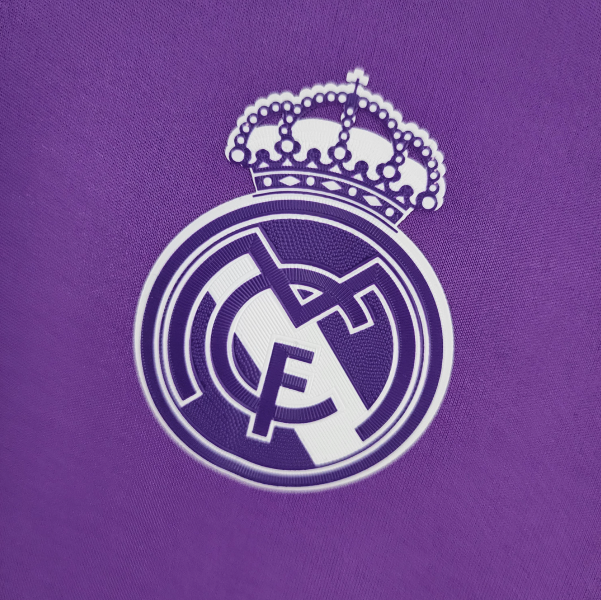 2016-17 - Real Madrid Away Retro