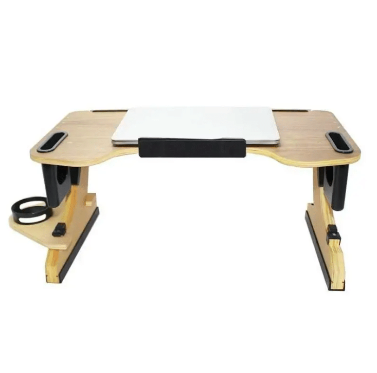 Adjustable laptop table