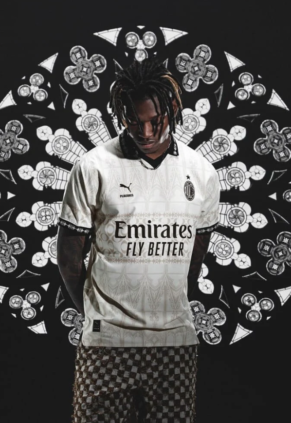 AC Milan 2024-2025 | Édition spéciale du quatrième maillot
