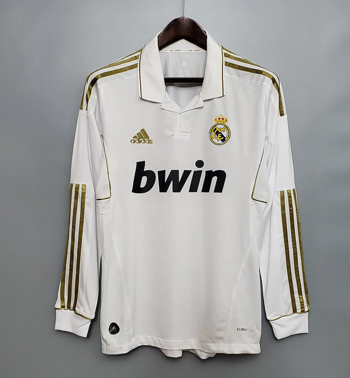 Maillot rétro à manches longues du Real Madrid 2011/2012