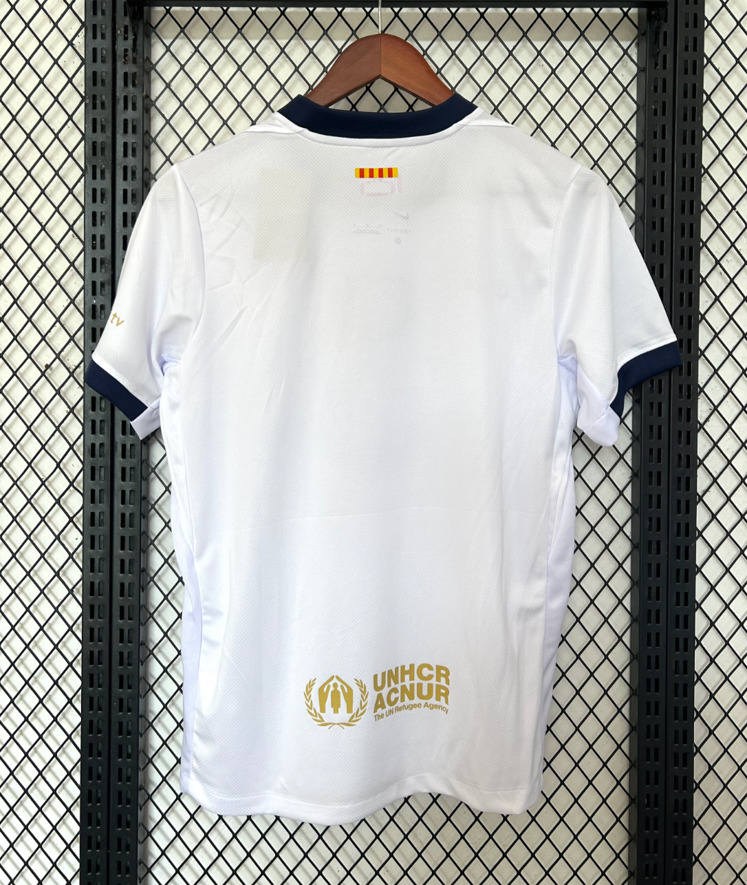 Tenue extérieure du FC Barcelone 2025-2026