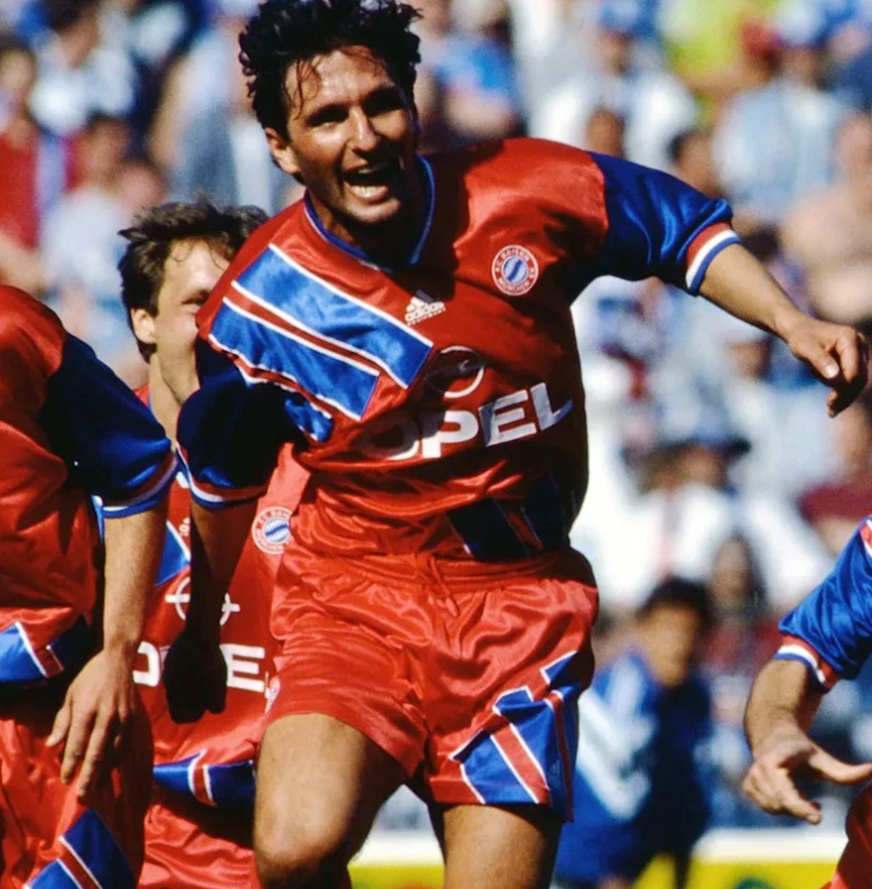 The Bayern Munich Retro Kit 1993-1995