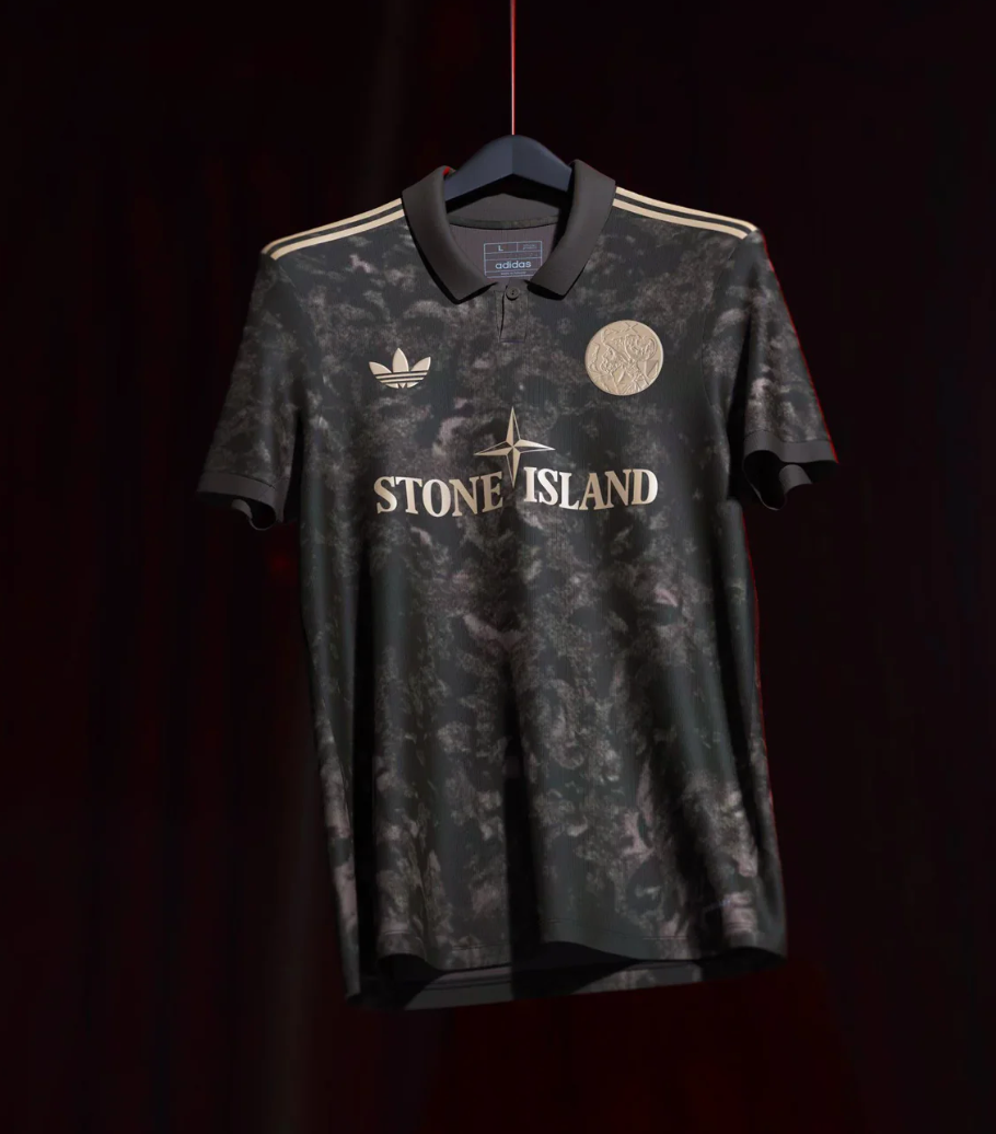 Ajax Stone Island Special Edition