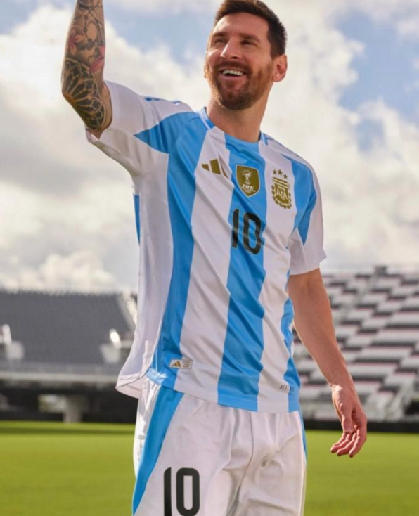 2024/2025 Argentina home kit