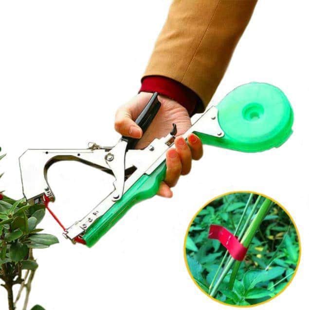 Trellising tool