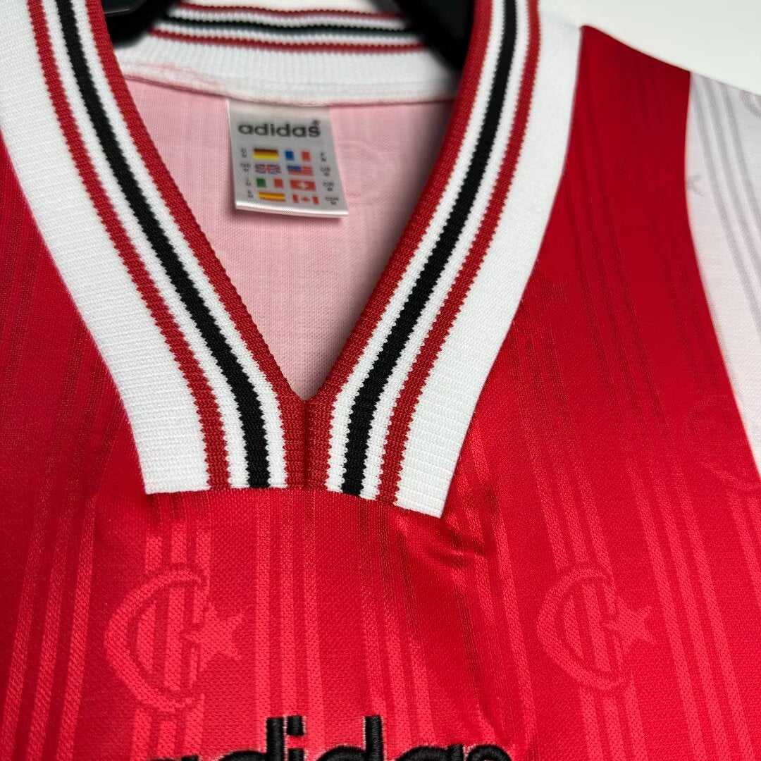 Maillot domicile de la Turquie - 1996