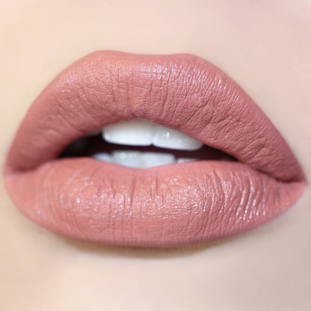 6 Aqualevre waterproof lipsticks