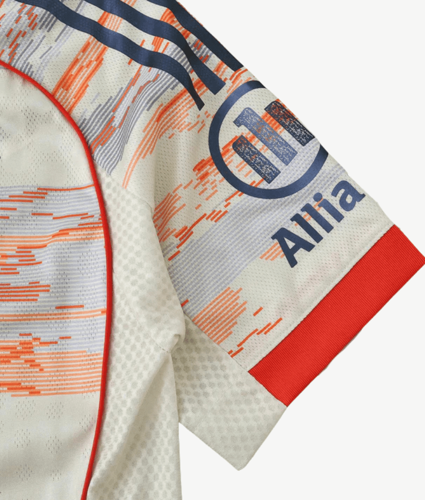 BAYERN MÜNCHEN 2025/26 UITSHIRT