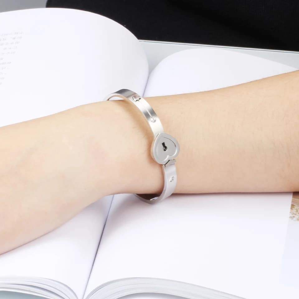 Heart lock bracelet with key necklace
