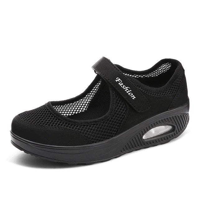 Light and breathable shoes for women