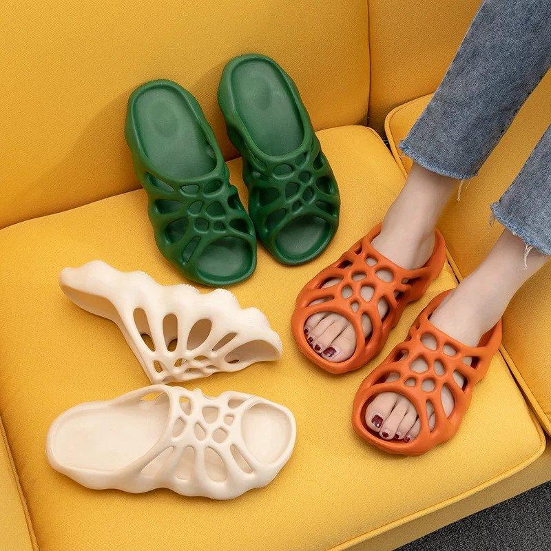 Breathable summer slippers for women