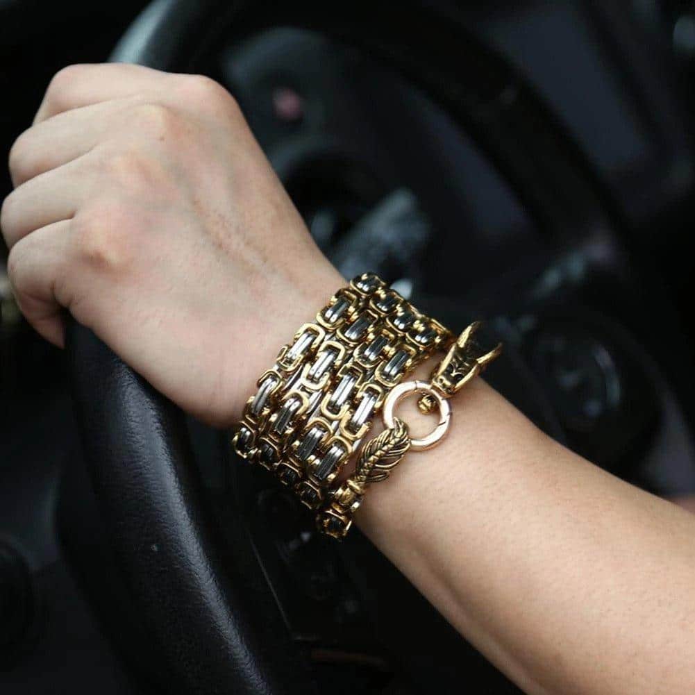 Self-defense protection titanium steel hand bracelet